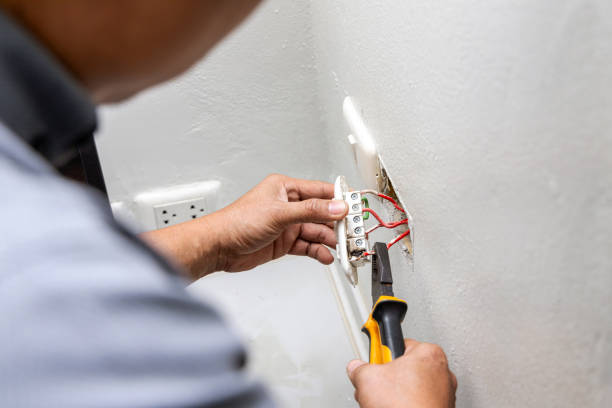 Best Ceiling Fan Installation Electrician  in Middle Valley, TN